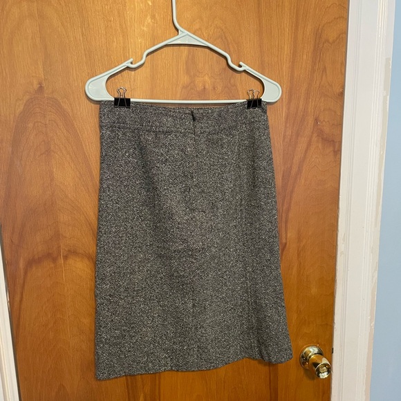 Wool pencil skirt from GAP - Picture 3 of 5